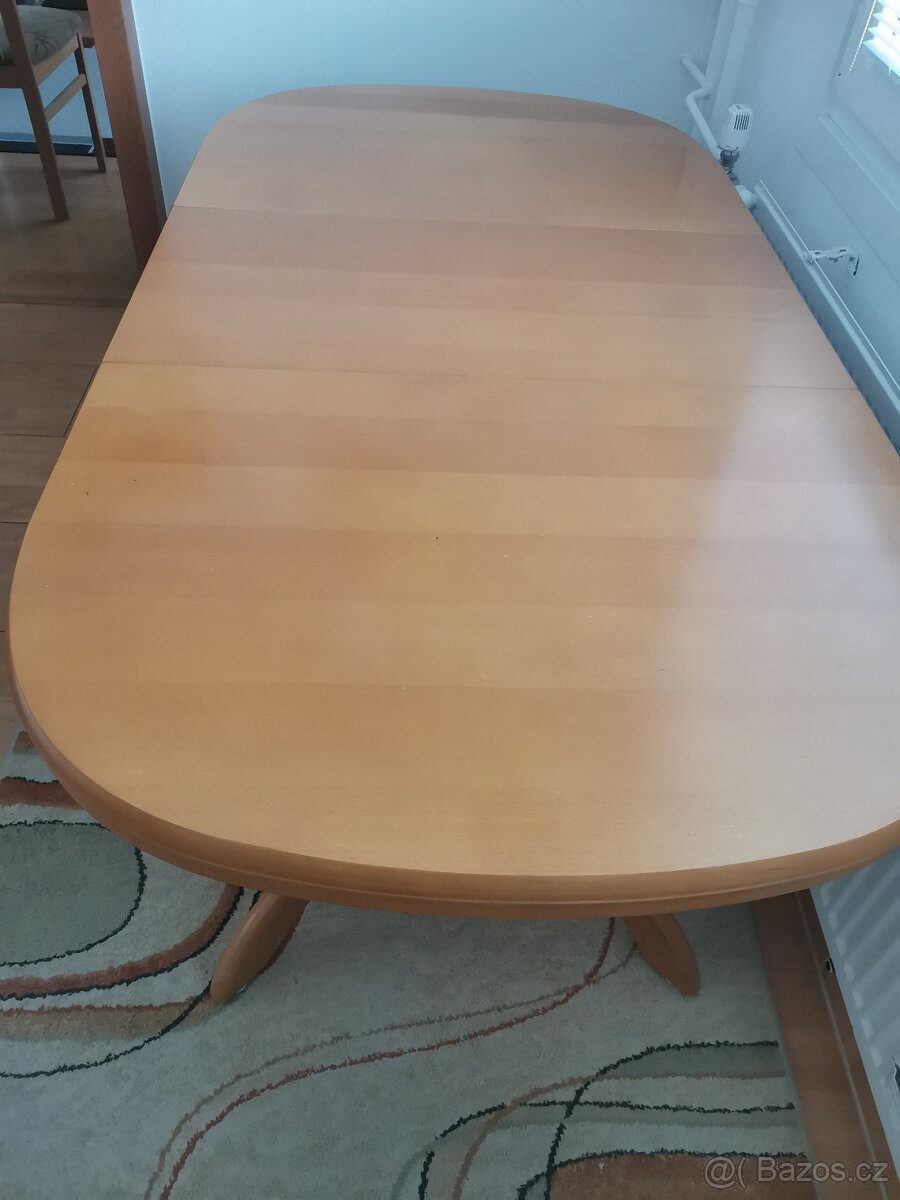 Kuchyňský stůl rozkládací + židle