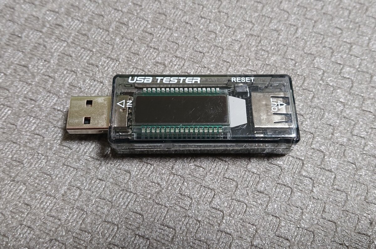 USB Tester pro měření napětí, proudu a kapacity