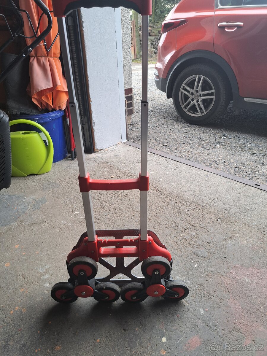 rudl i po schodech