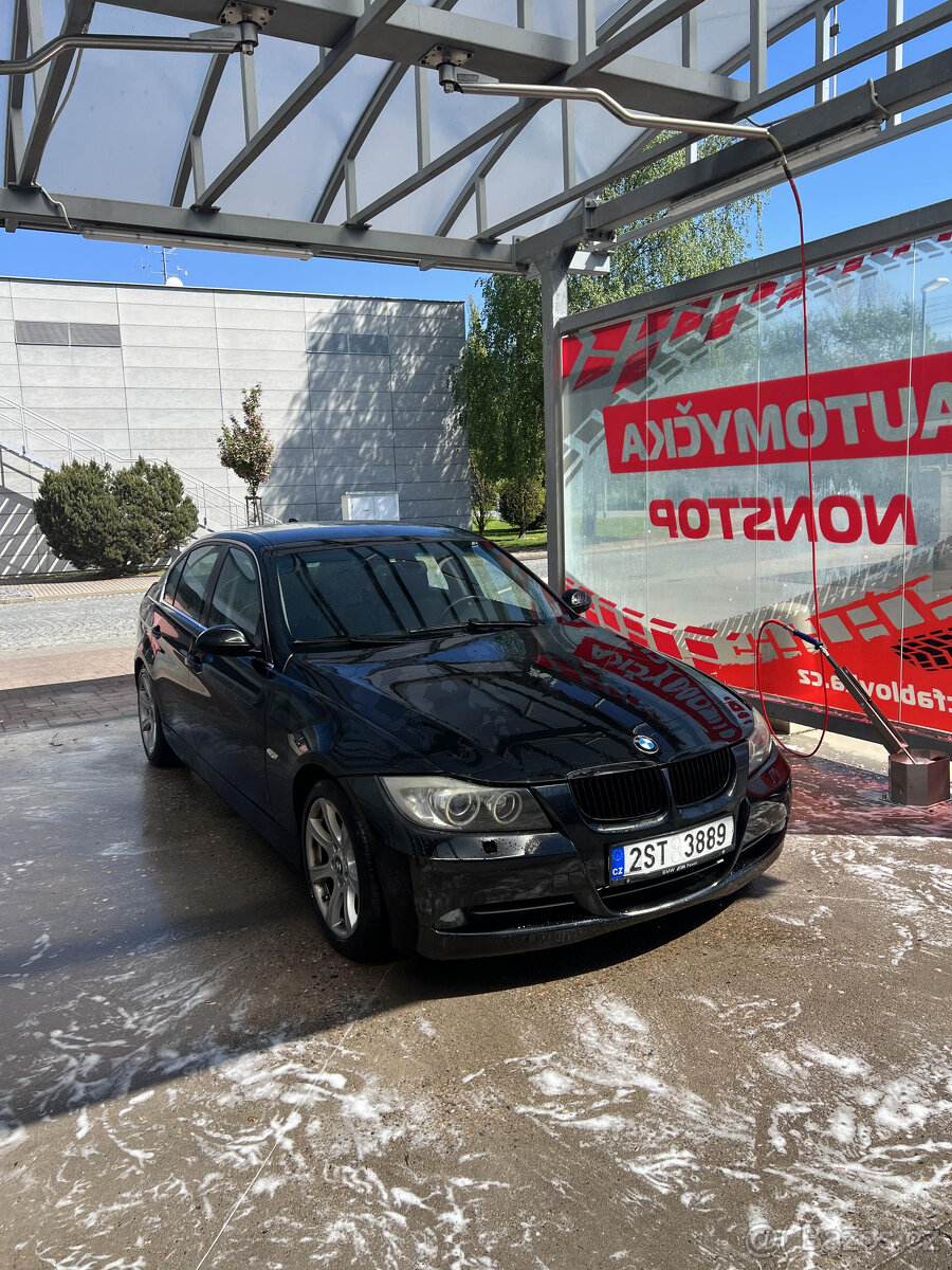 Bmw e90 330i
