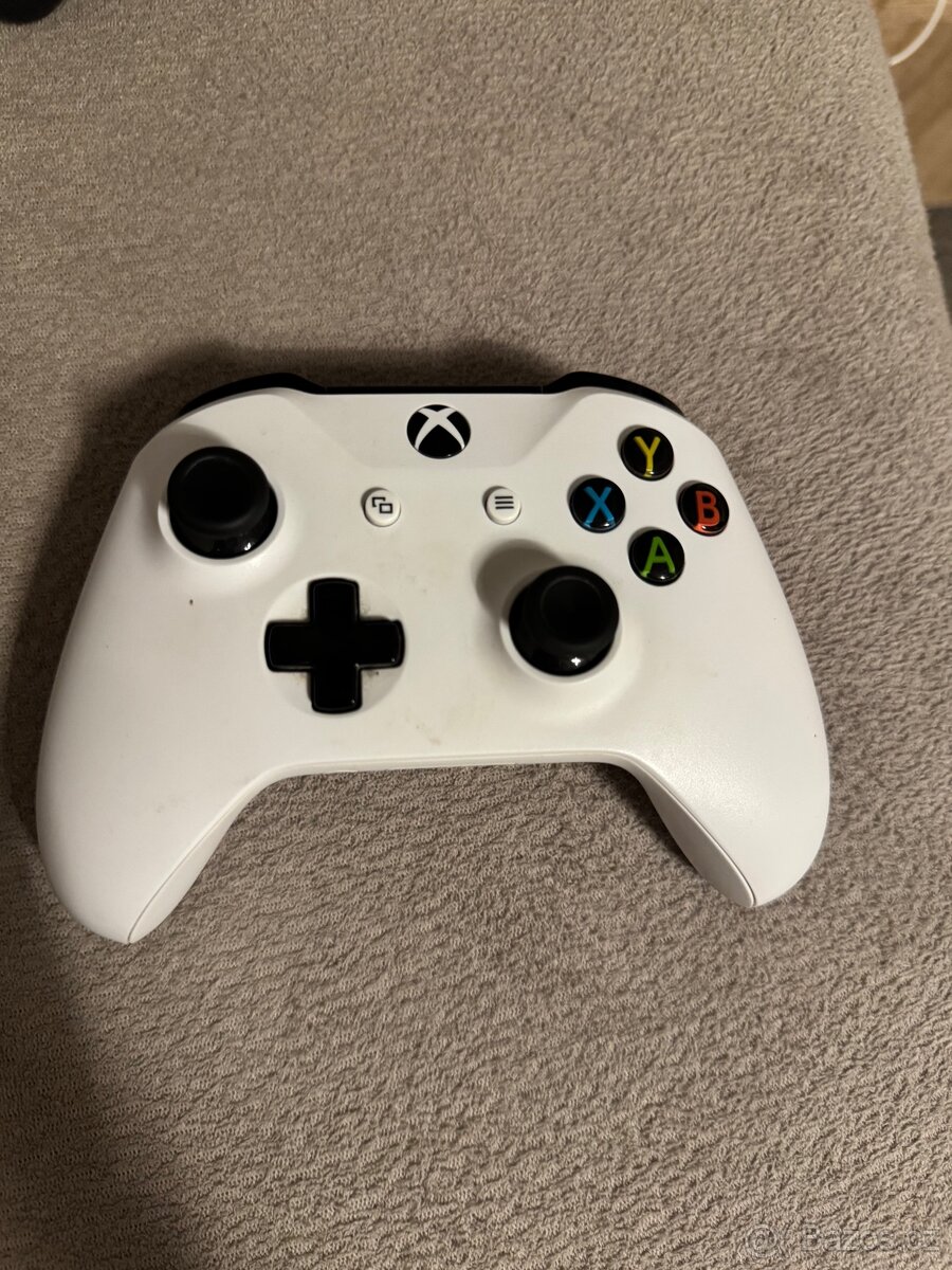 Xbox one ovladač