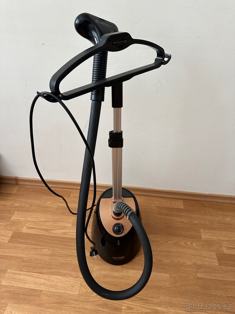 CONCEPT NO8010 Napařovač oděvů vertikální