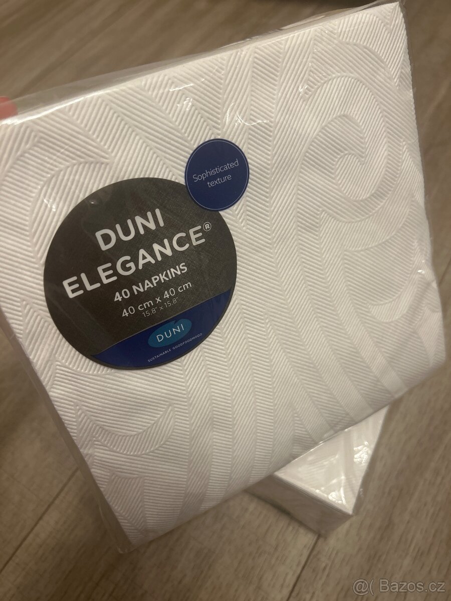 Prémiové svatební ubrousky Duni