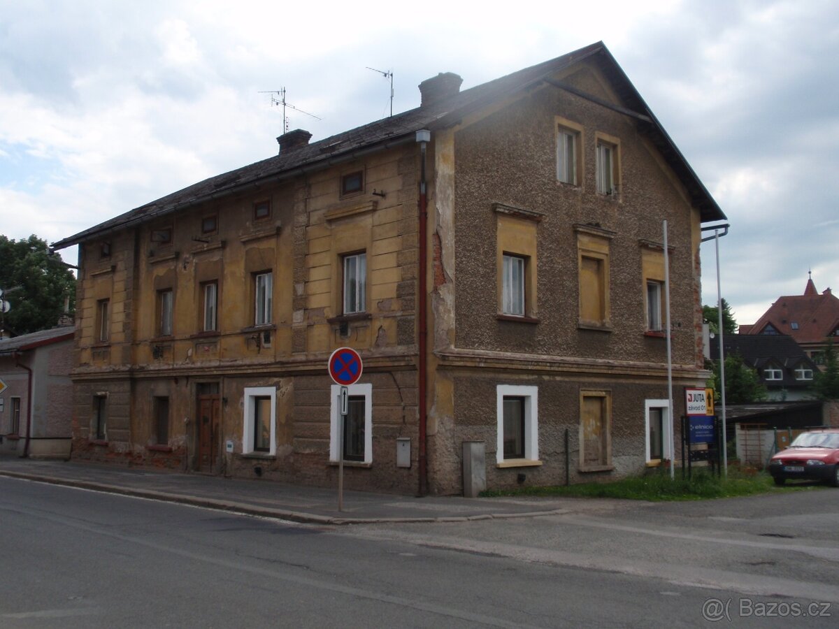Prodej bytu Dvůr Králové nad Labem 33m2 - Heydukova č.p. 784
