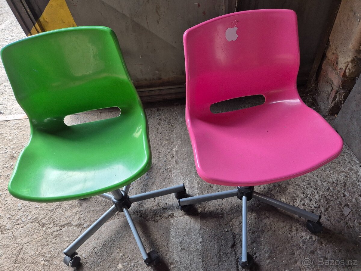 Zidle ikea k psacímu stolu
