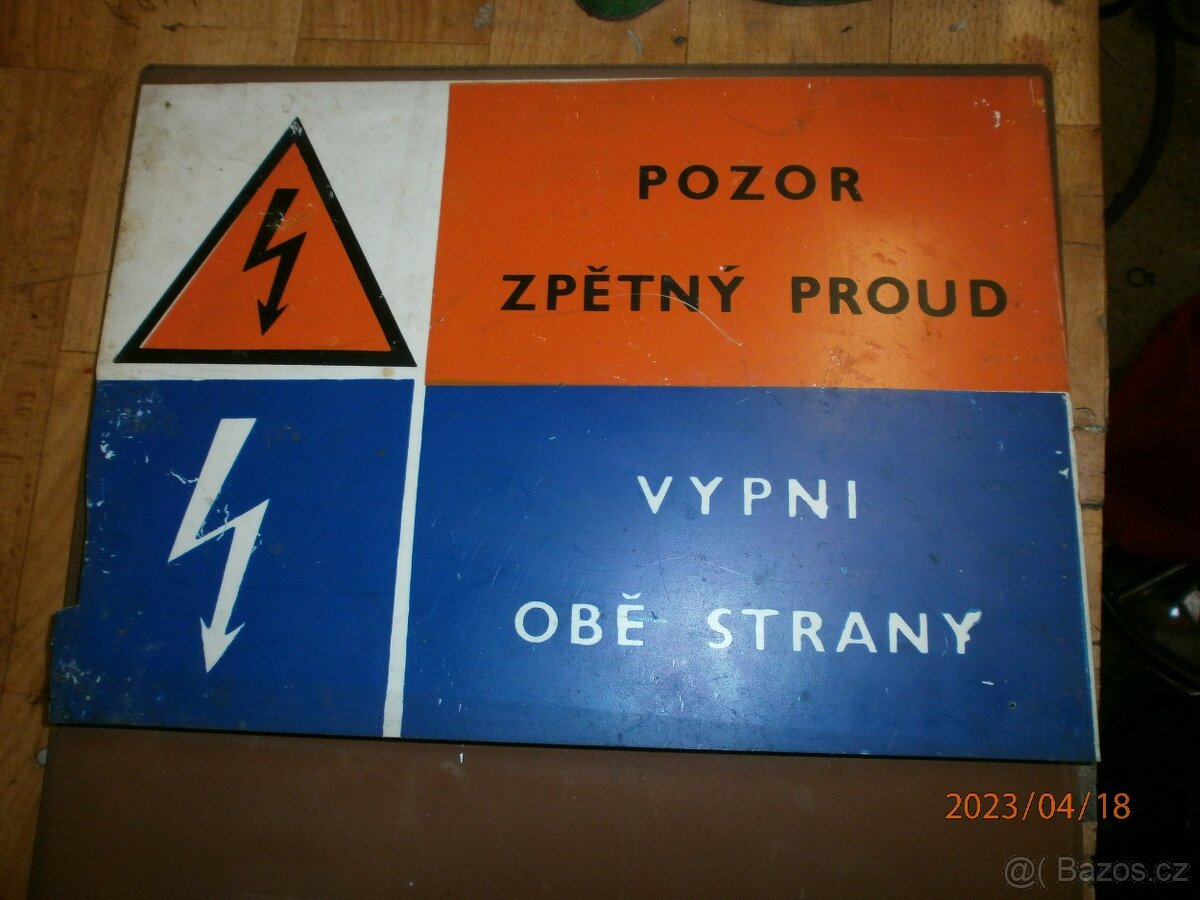 vystražné cedule