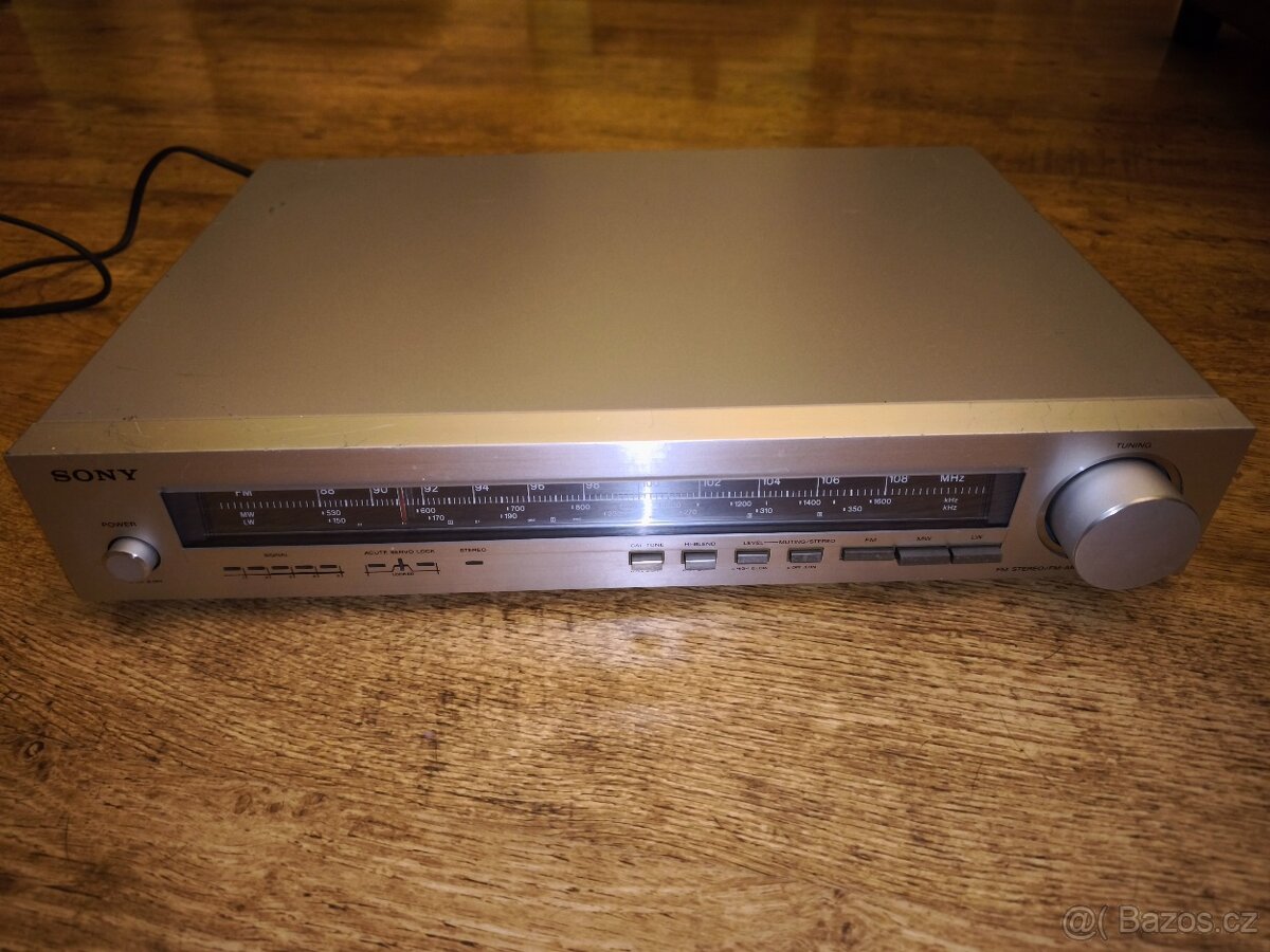 Vintage tuner Sony St A35L (1979-80),čti popis