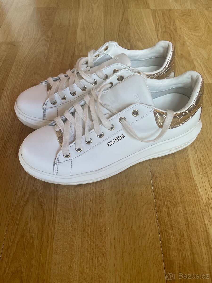 Boty Guess vel.39