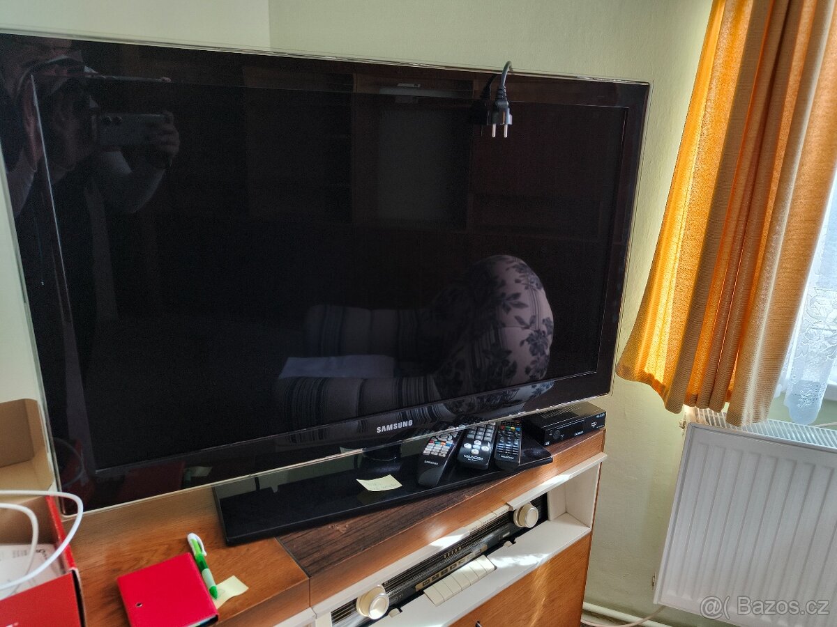 Funkční TV včetně set-top boxu