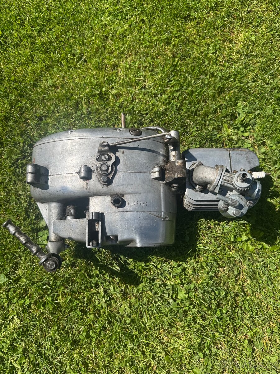 Motor Jawa pionýr (20, 21, 23 mustang)