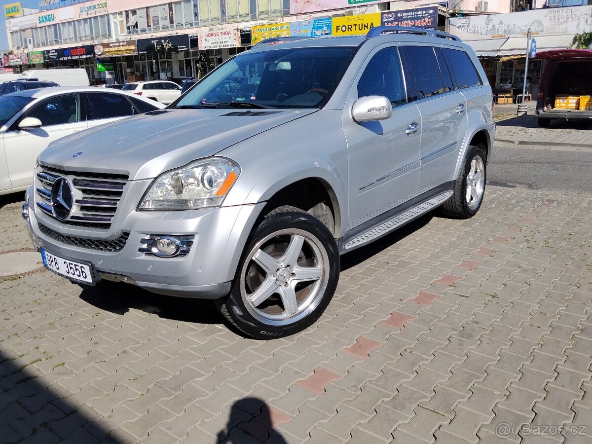 Mercedes GL550