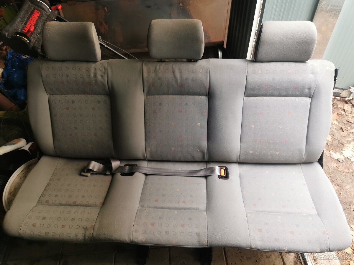 Zadni lavice pro VW T4 Transporter / Caravelle