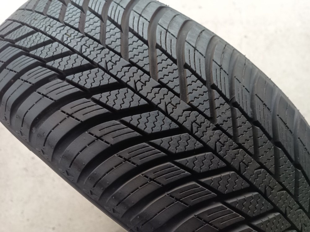 205/60 R15 NEXEN (3024)