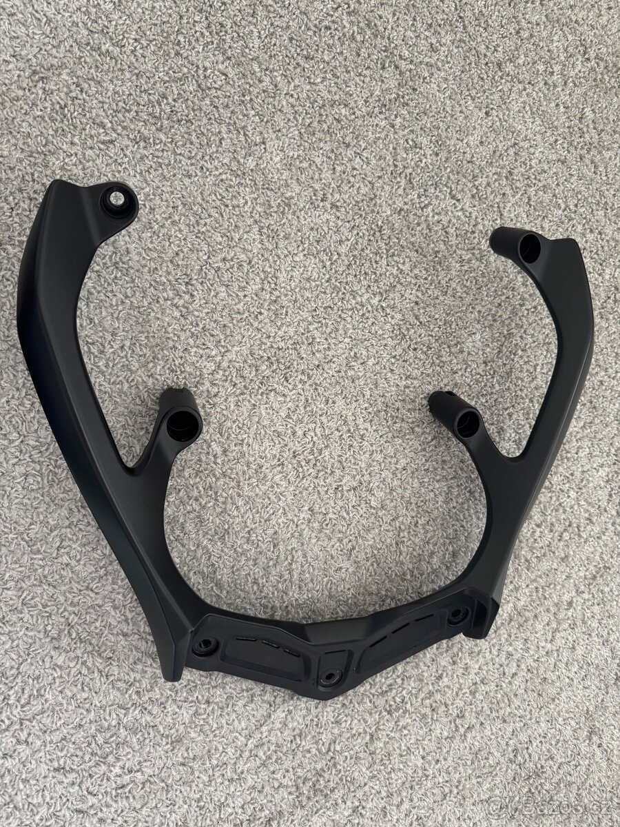 ZADNÍ NOSIČ pro Yamaha Tmax 2024