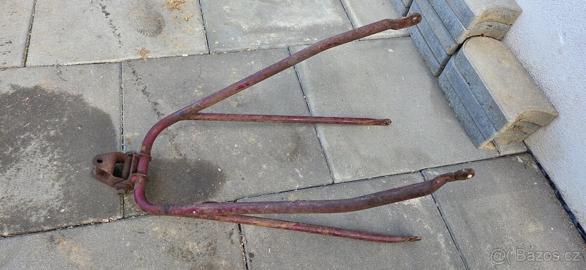 Jawa sport, kývačka, panelka tažné zařízení