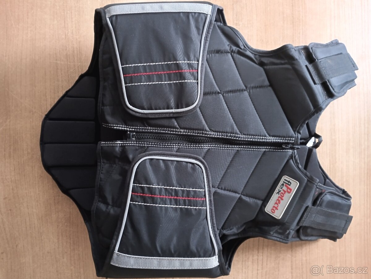 Jezdecká vesta Protecto, chapsy Kentaur.