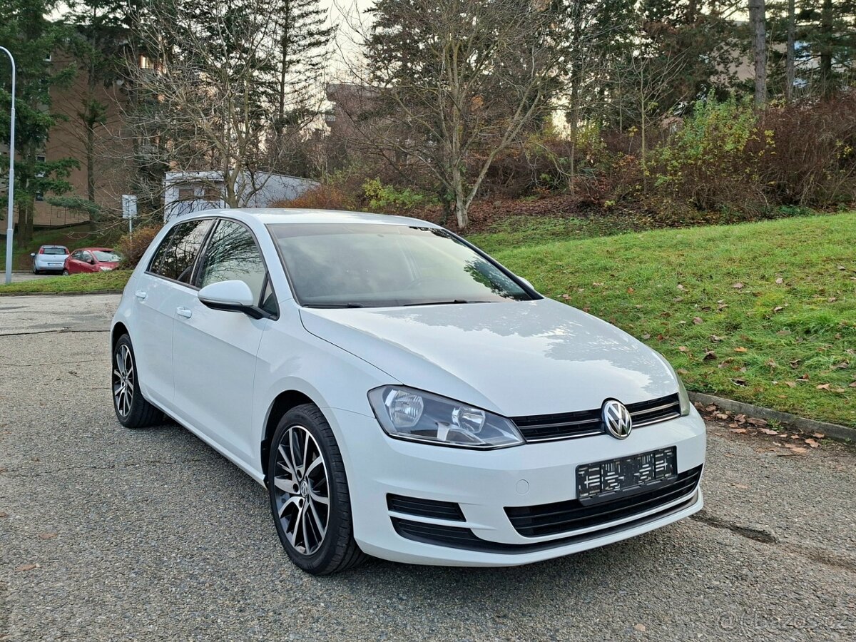 Volkswagen Golf 7, 1.2tsi,146tkm, R17, NováTK