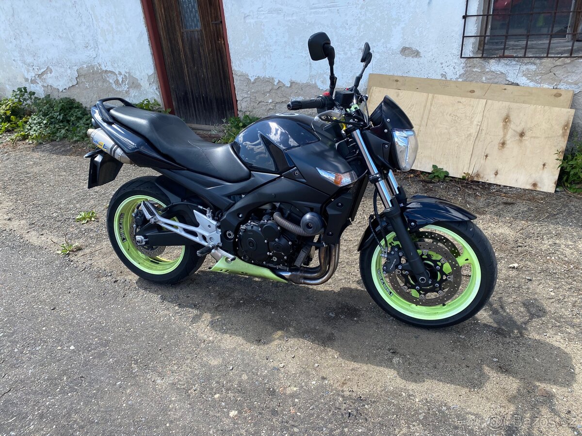 Suzuki GSR600