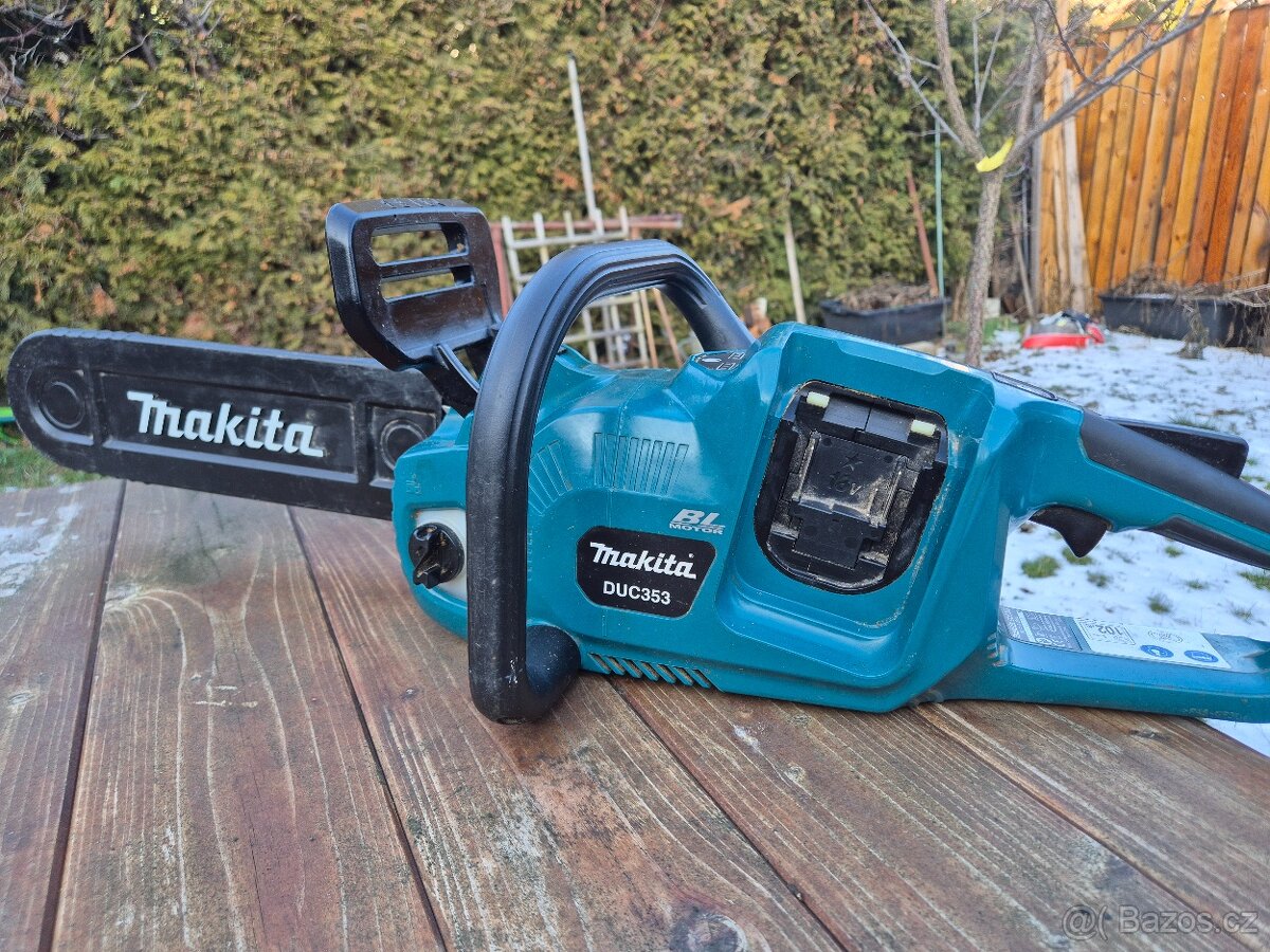 Řetězová pila Makita DUC353