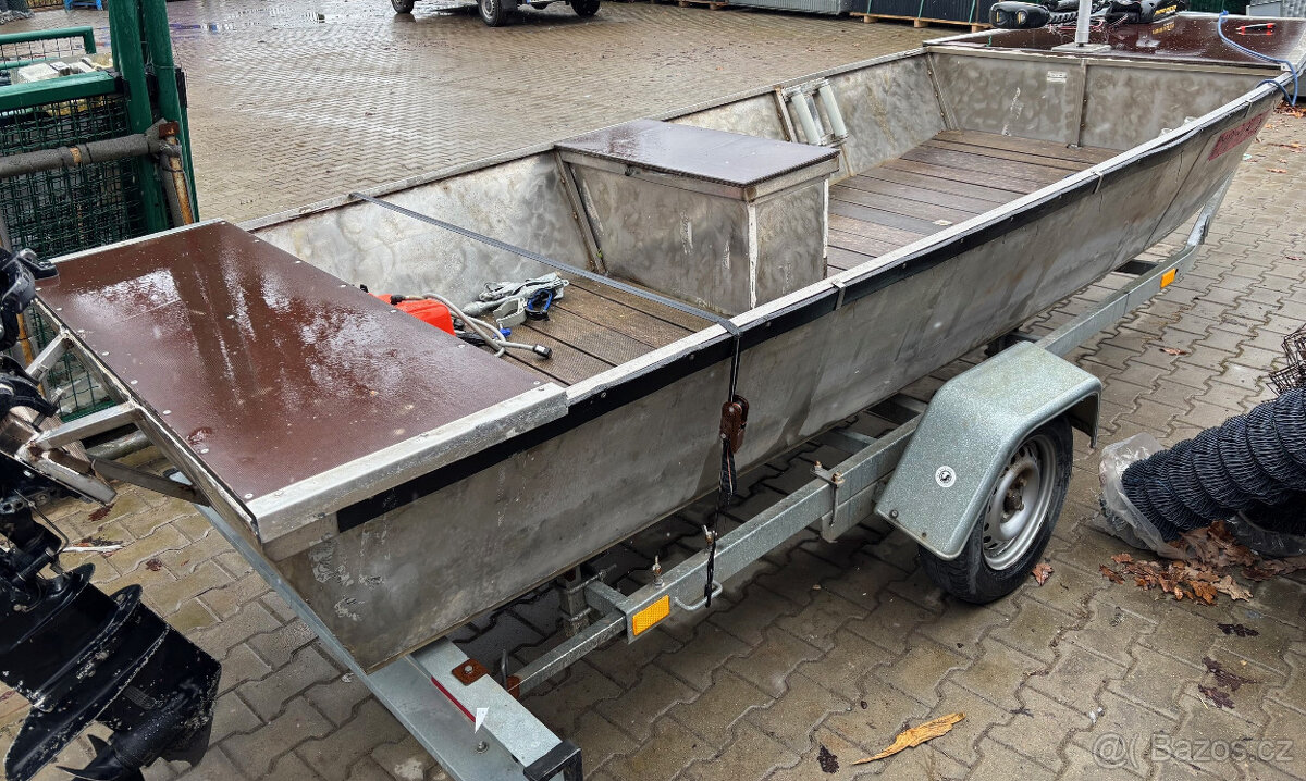 Nerezová rybářská loď 5x1,6