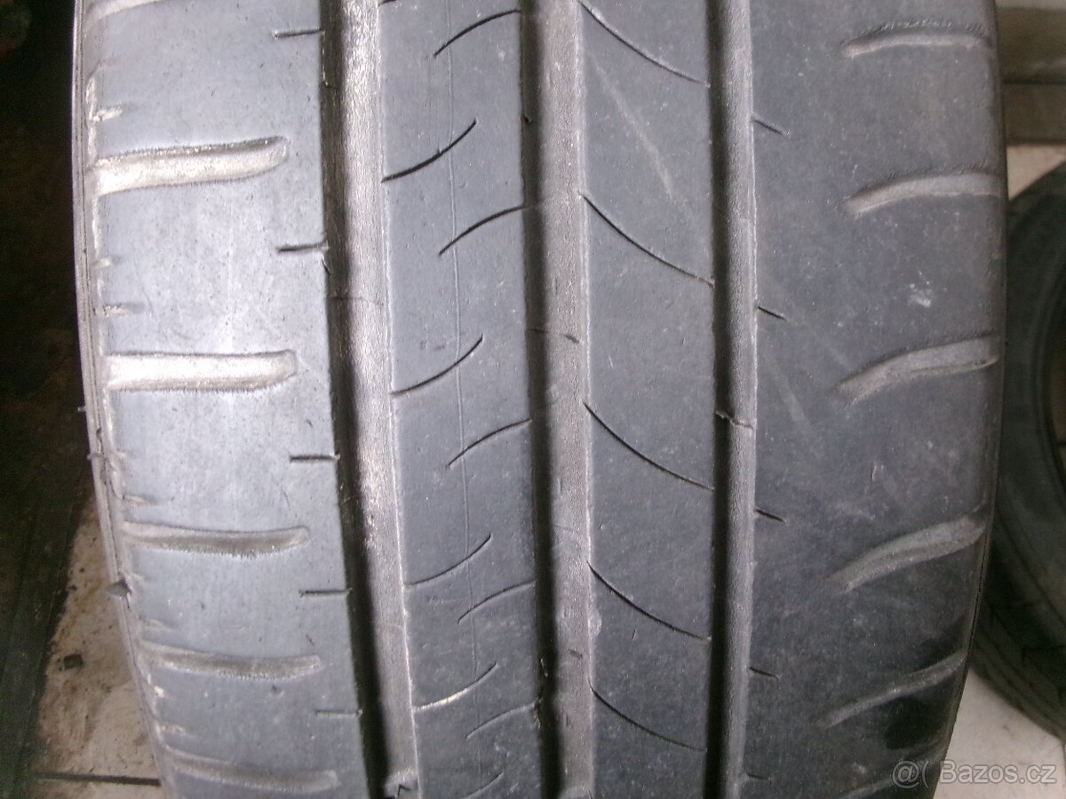 205/65 R15 MICHELIN (4,5mm) č.15637/b6