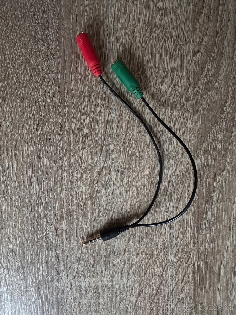 Kabel jack 3,5mm rozbocovaci na sluchátka a mikrofon