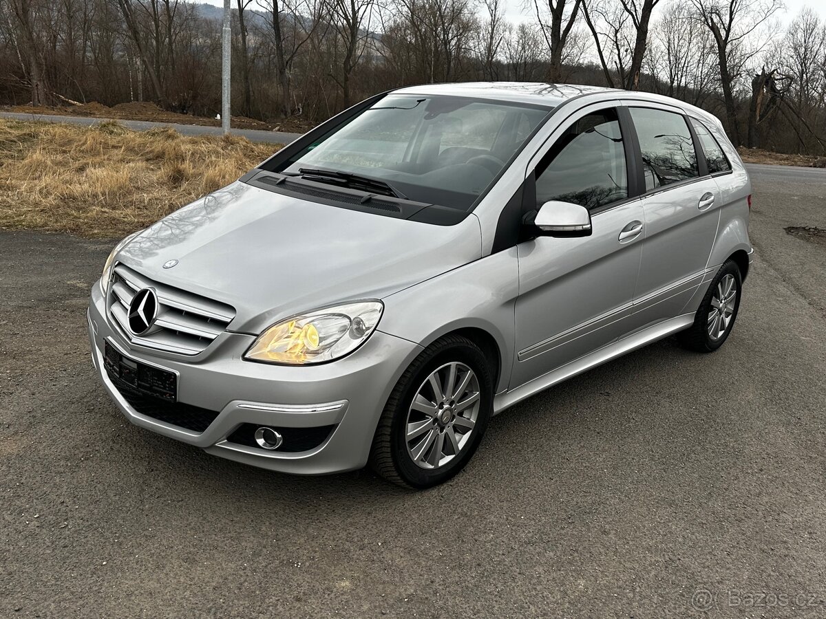 Mercedes-Benz B180 1.7i, r.2009, automat, STK,klima