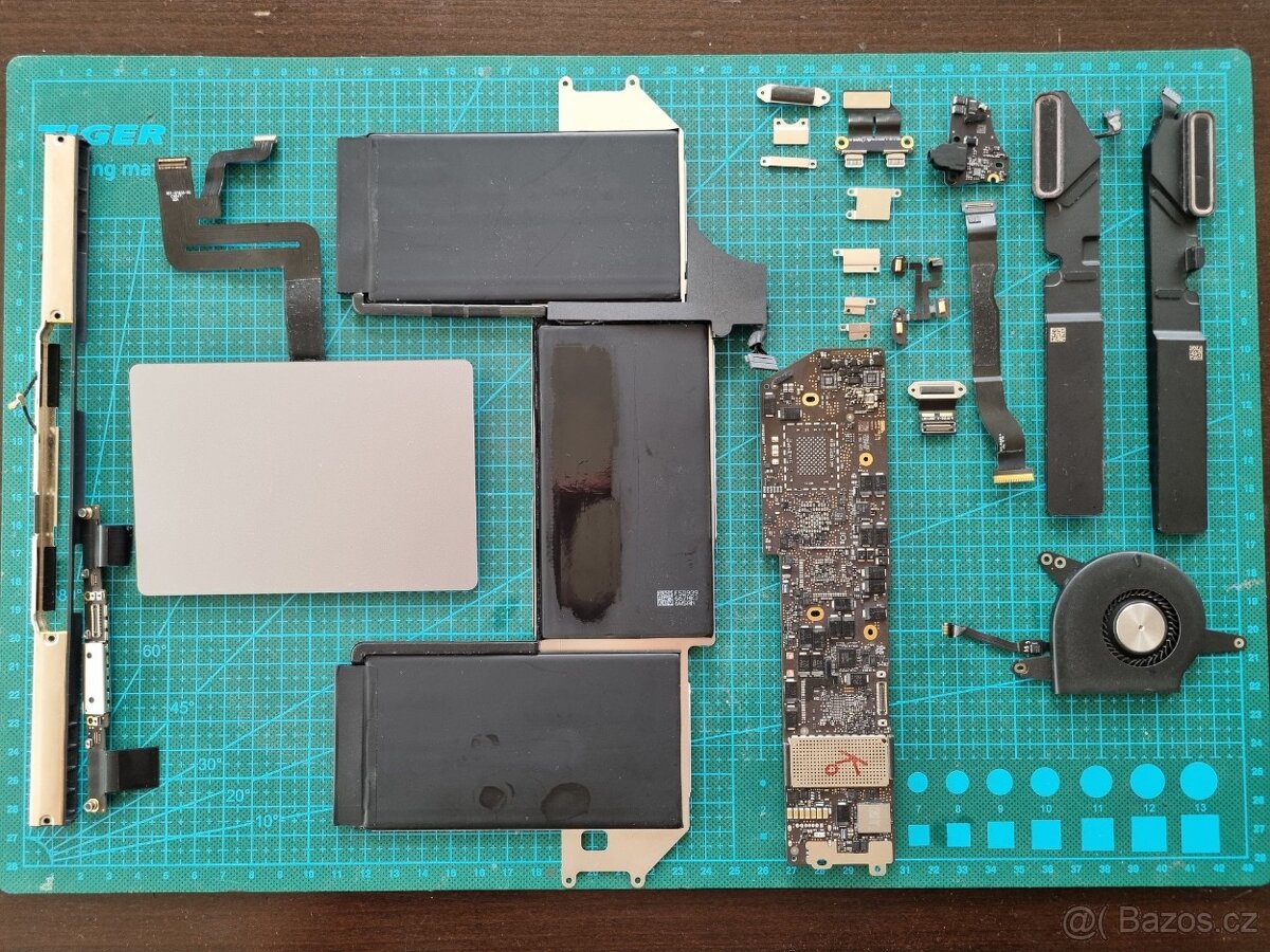 Apple MacBook Air 13" A1932 mid 2019 - ND