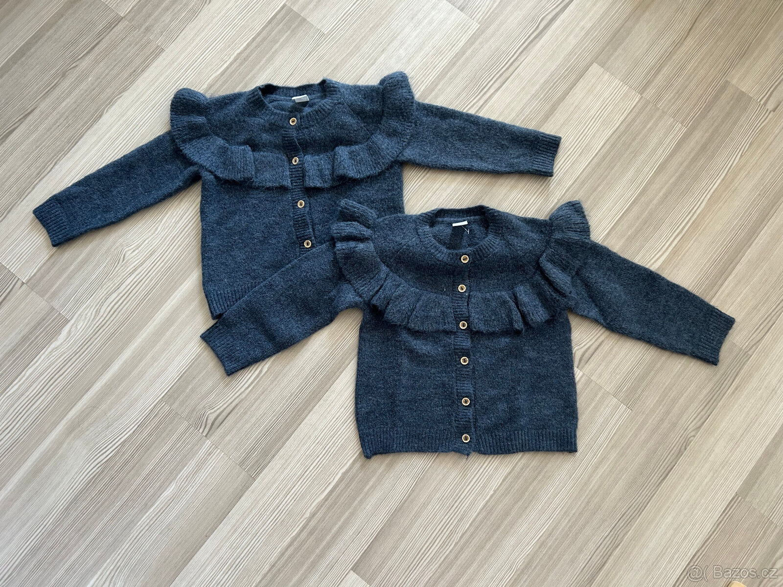 2 svetry H&M, v. 86,92 NOVÉ