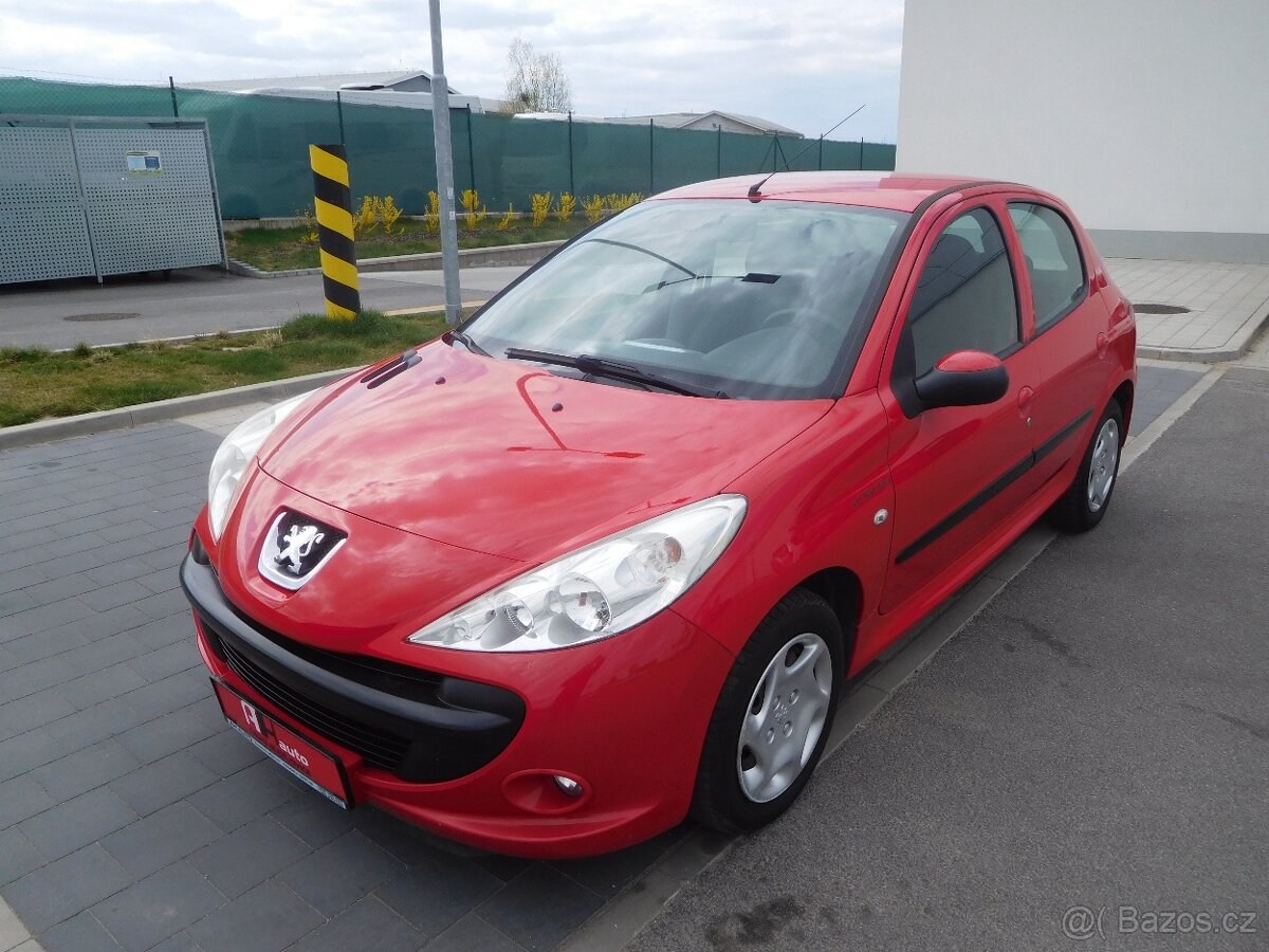 Peugeot 206 + 1.1i Trendy, 44 kW, Klima, TOP KM