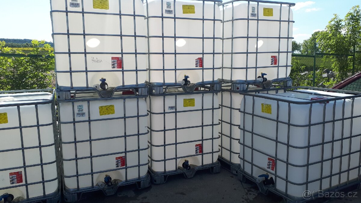IBC nádrže kontejnery 1000 l