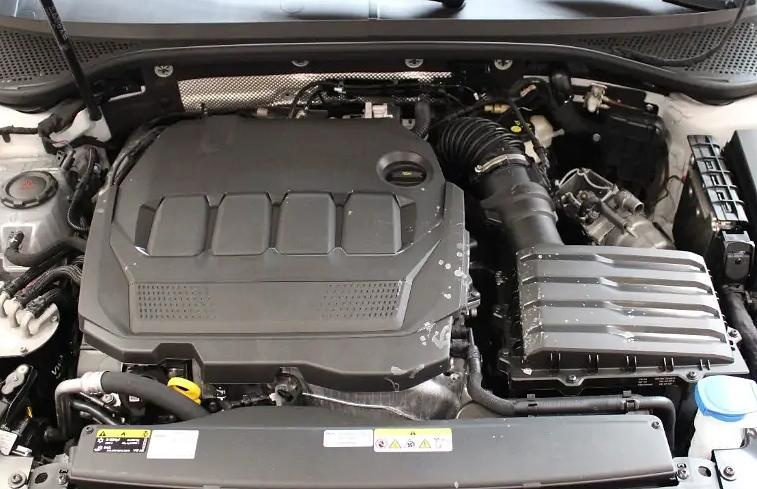 Motor naftový DTUA 2.0TDI 147KW VW Passat B8 r.v. 2022
