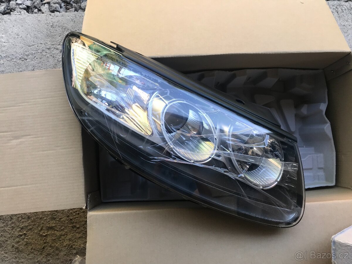 Pravý přední světlomet HYUNDAI SANTA FÉ
