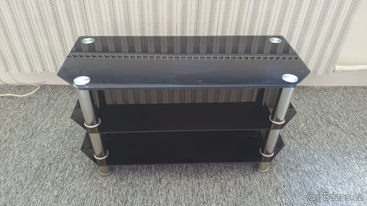Stolek pod TV