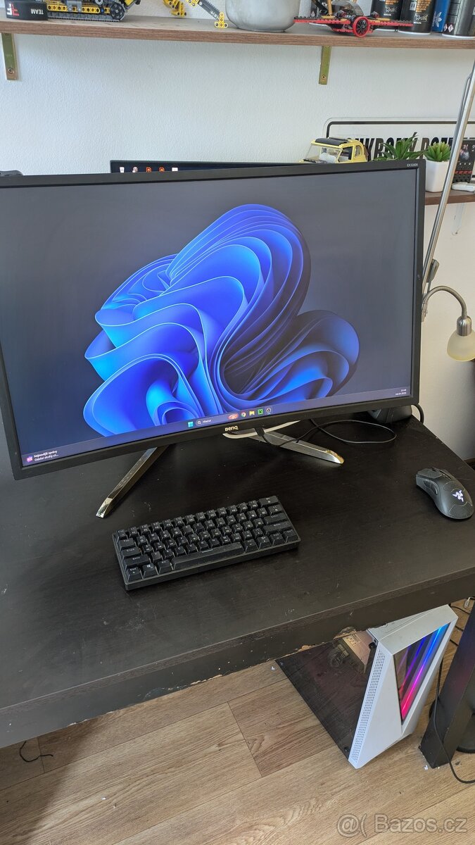 BenQ EX3200R- 31.5" 144hz monitor
