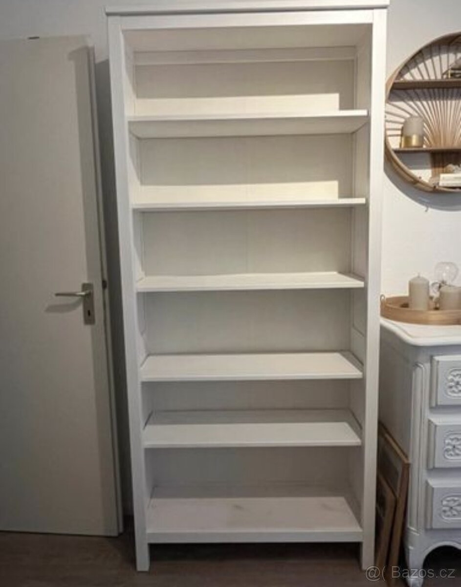 KNIHOVNA HEMNES 2KS