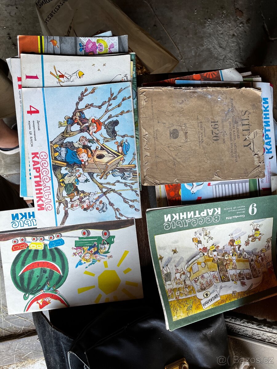 Staré pohledy a dokumenty