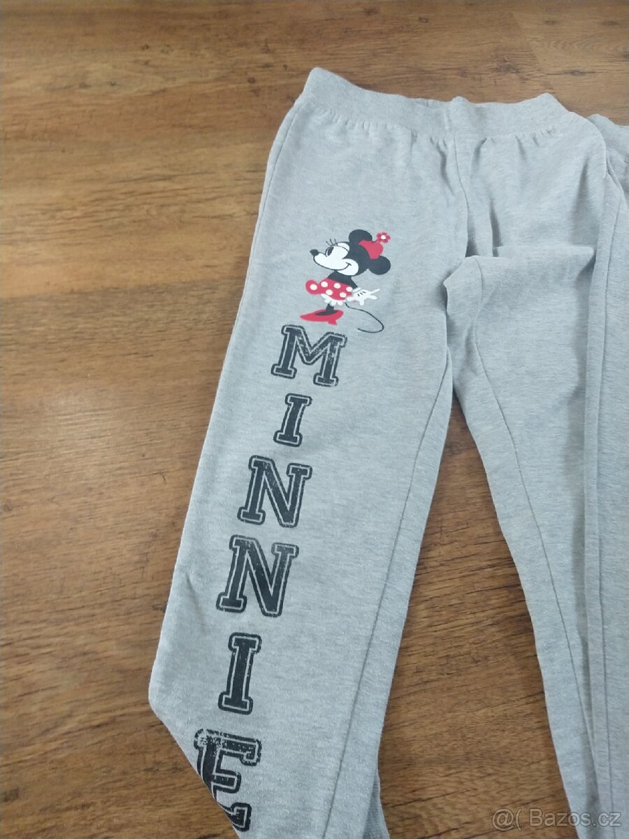 Dívčí tepláky