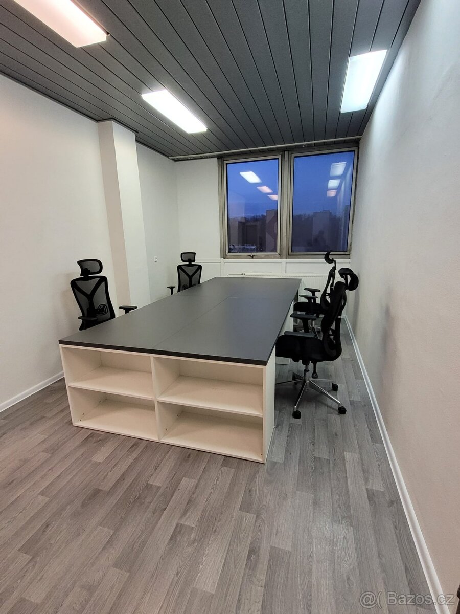 Kancelářský psací stůl s úložným prostorem BLOCK B05