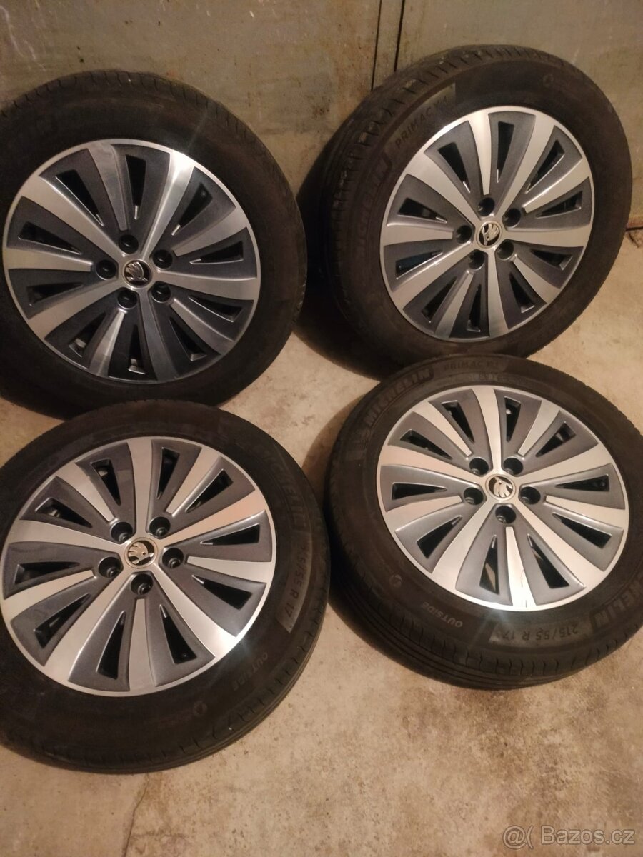 4ks alu disky orig. Škoda 5x112 r17 pneu 215/55 R17 5mm