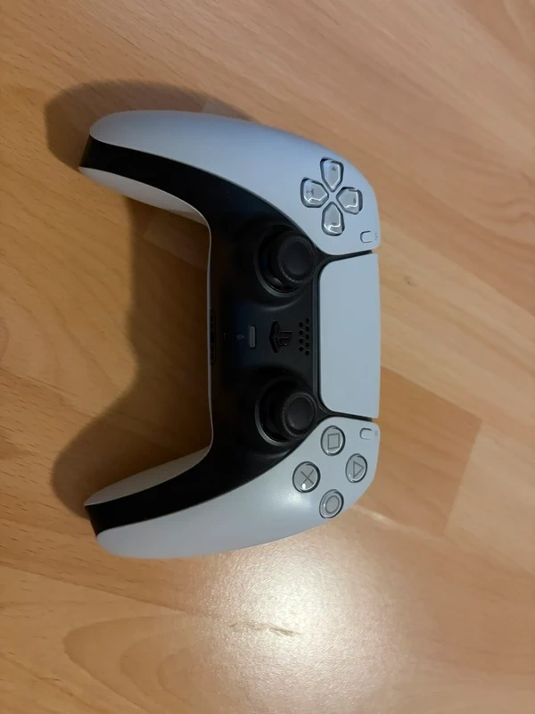 Playstation 5 s mechanikou OG