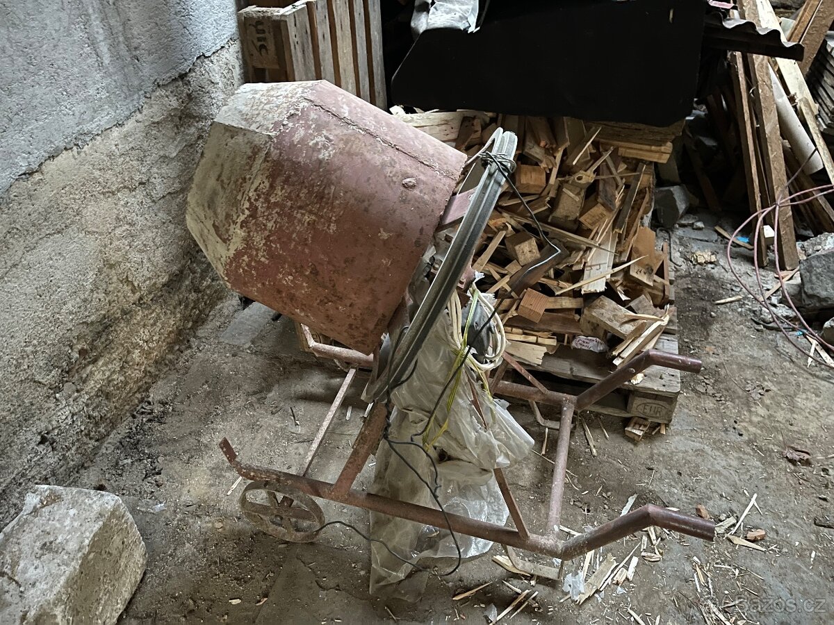 Stavební míchačka