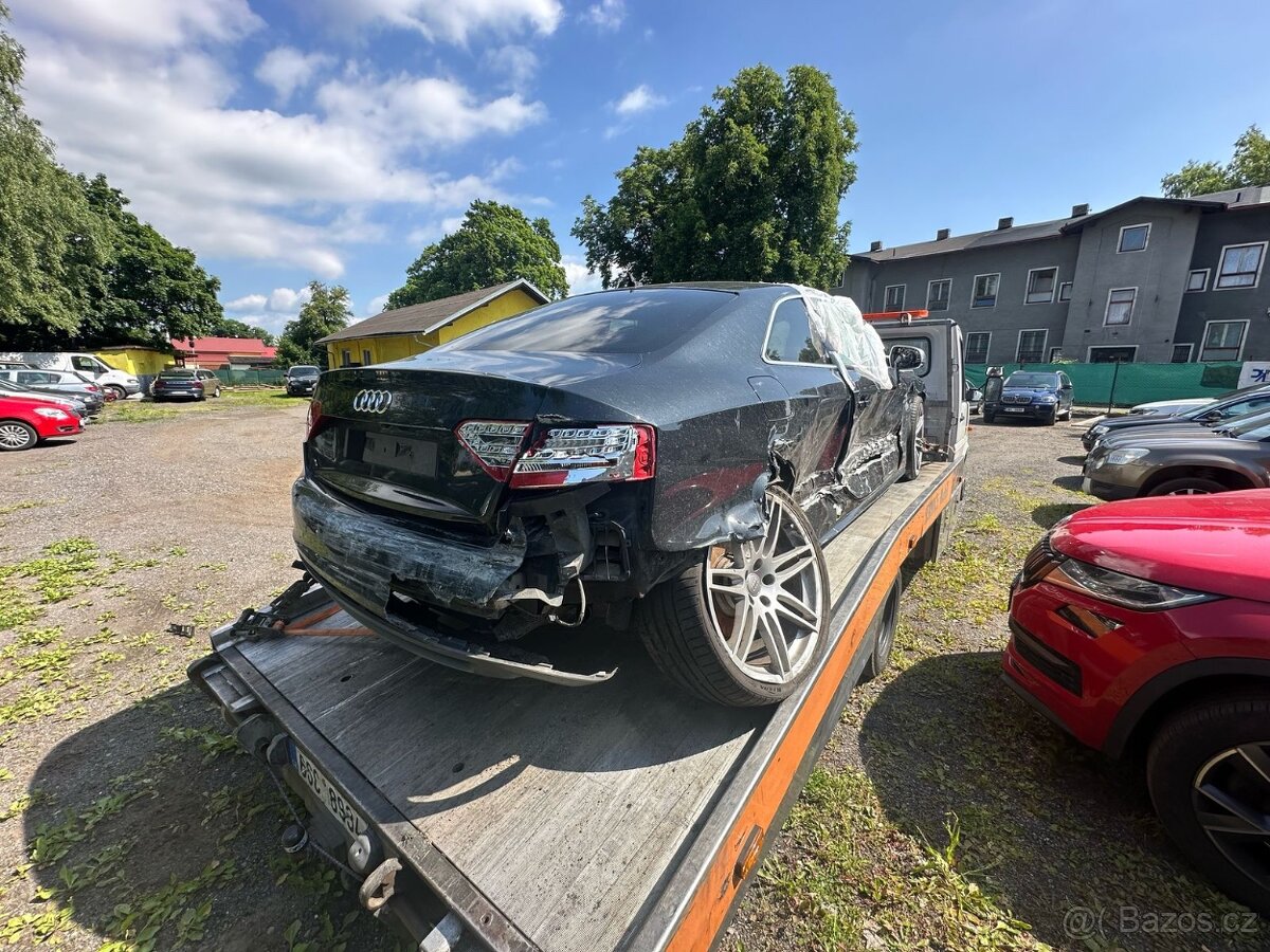 Audi A5 Coupe Quattro 3.0TDI 176KW CCWA LMK LZ9Y r.v. 2010