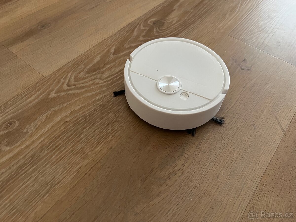Robotický vysavač - miniaturní