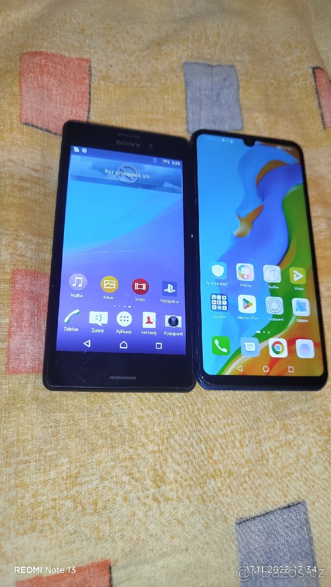 Huawei p30 lite  a sony  cena za 2 ks