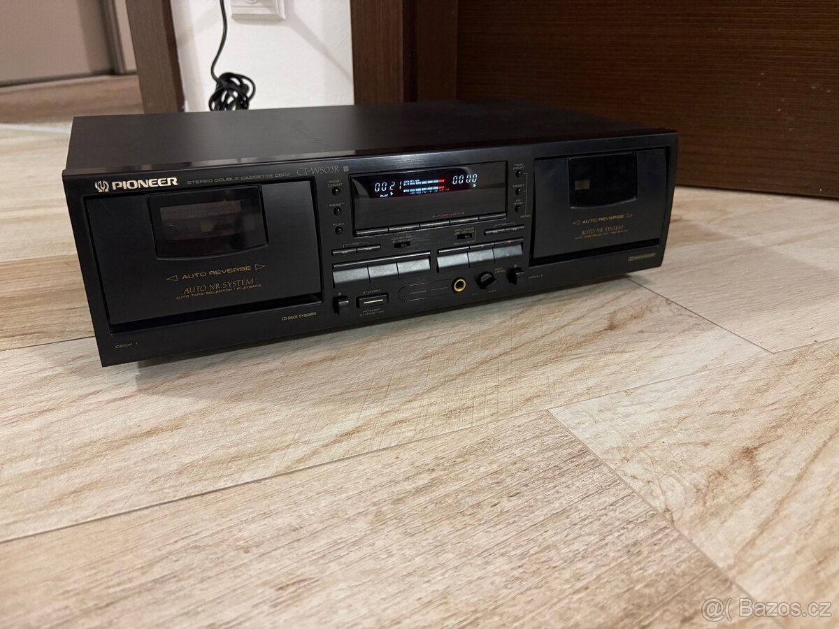 Pioneer CT-W503R stereo double cassette deck s Dolby B,C