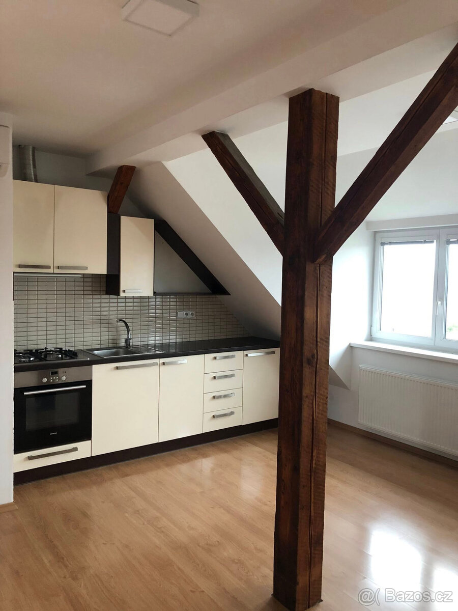 Byt k pronájmu - Uherský Brod