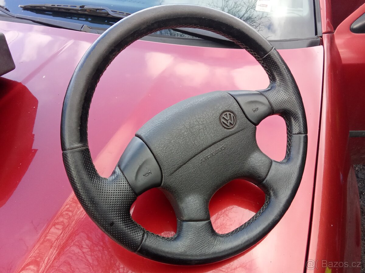 Prodám kožený volant VW golf 3 GTI