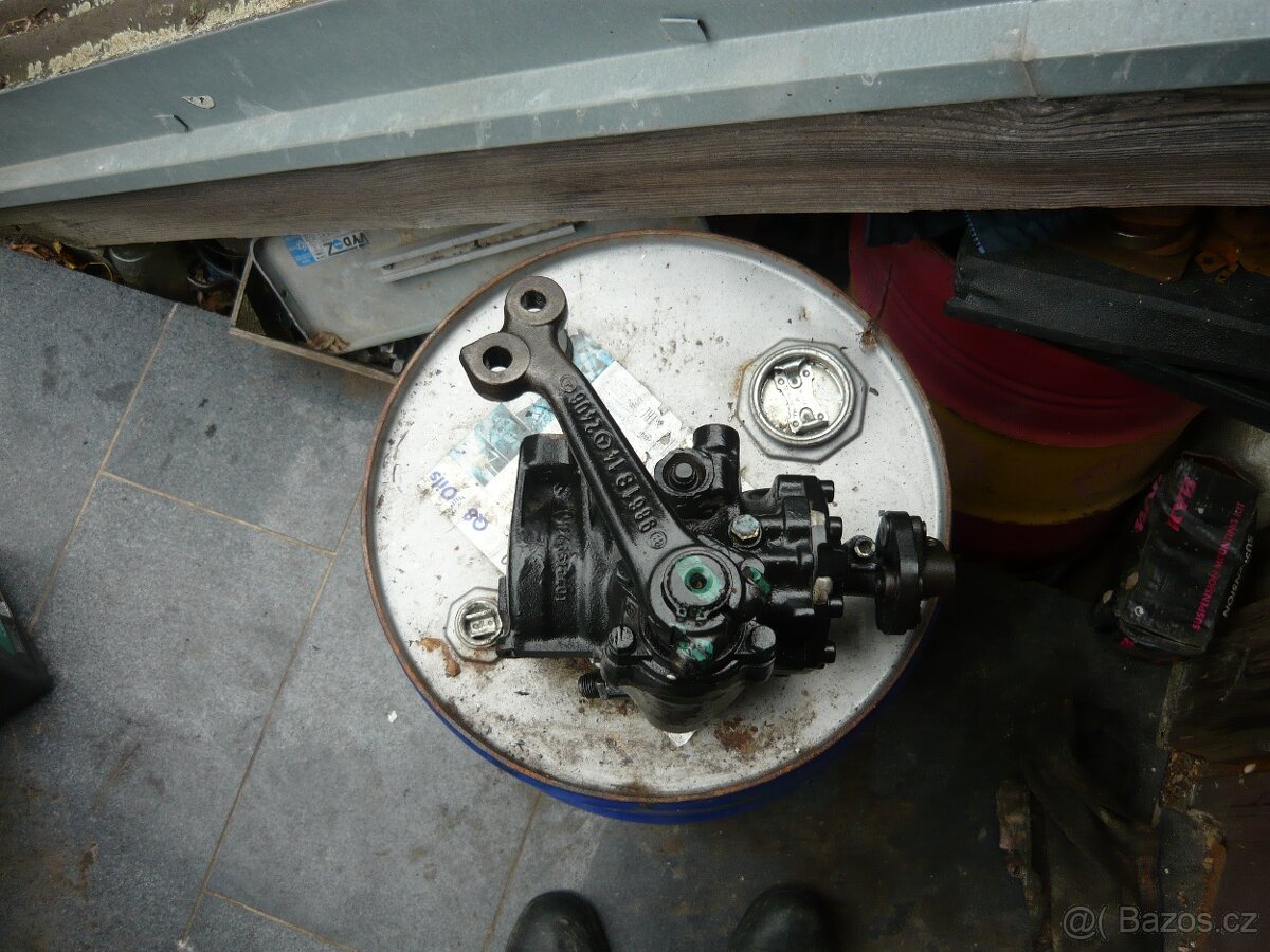 Servo MB W-124