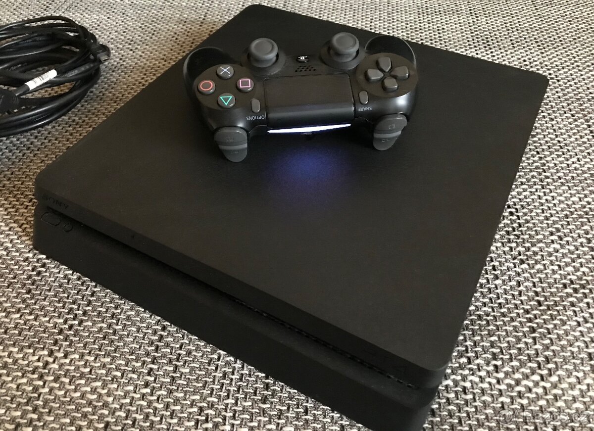 Ps4 slim 2216a cca 25 her